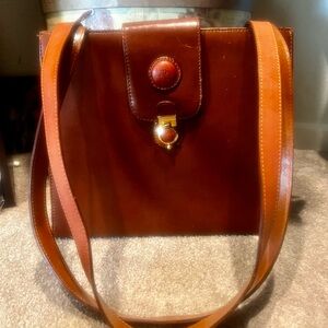 Elegant Brown Leather Shoulder Bag